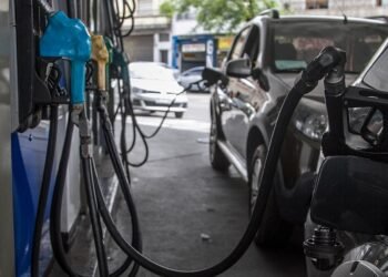 La nafta aumentará a partir de mañana