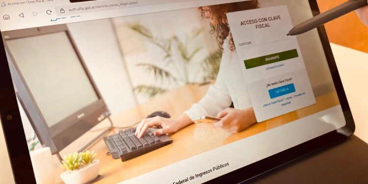 AFIP reintegrará el 35% de los viajes hechos al exterior en 2023