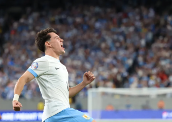 Uruguay goleó a Bolivia y se acerca a los cuartos de final de la Copa América