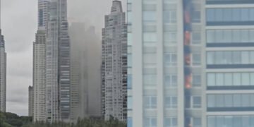 Se incendió un edificio en Puerto Madero
