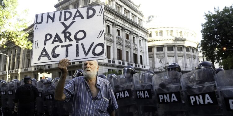 Habrá una conferencia de la Unión de Trabajadores Jubilados en Lucha previo a la próxima marcha