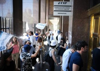 El cierre de sucursales de ARCA generó dos jornadas de protestas