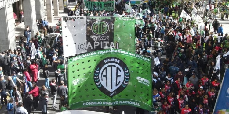 Día del Trabajador Estatal: la ATE rechazó el anuncio del Gobierno