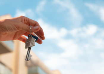 Los precios de los alquileres en dólares subieron más de un 25% en CABA durante el último año