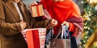 El “Ahora 12” de la Libertad: Cuotas sin interés bancarias sostienen la venta de regalos.