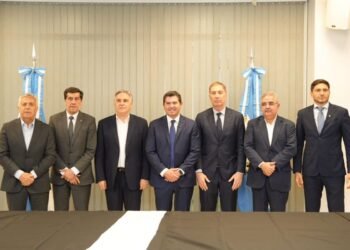 Se desvanece el intento de la oposición por interpelar a Adorni en Diputados ante la falta de respaldo de los gobernadores