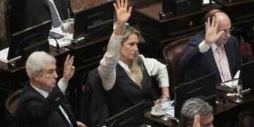 Debate sobre reforma política inicia en el Senado con énfasis en Ficha Limpia