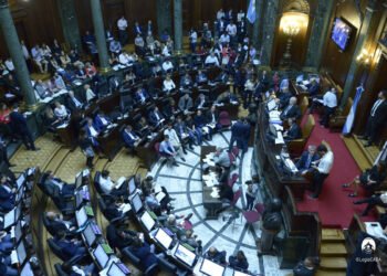 Agenda repleta en la Legislatura porteña: proyectos sobre la Línea F de subtes, ‘trapitos’, vapeadores, VTV y créditos para endeudados