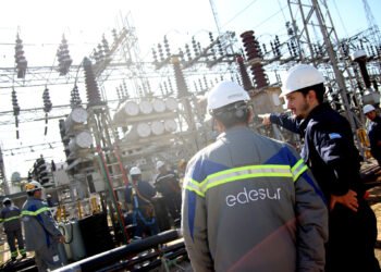 Masivo apagón en Avellaneda: 33.000 hogares quedaron sin energía en medio de un intenso frío