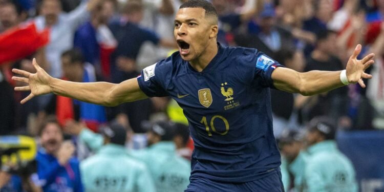 Mbappé se refiere a su rivalidad con Messi en el Mundial: “No me fijo en lo que hace”