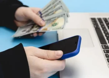 Billeteras virtuales frente a plazos fijos: las aplicaciones con mejores intereses