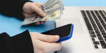 Billeteras virtuales frente a plazos fijos: las aplicaciones con mejores intereses