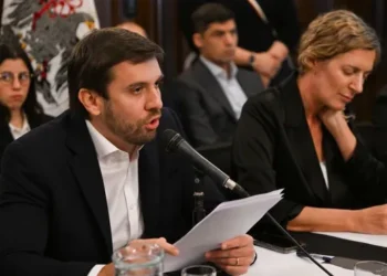 Gustavo Arengo presenta un análisis de la economía porteña y proyectos de infraestructura en CABA
