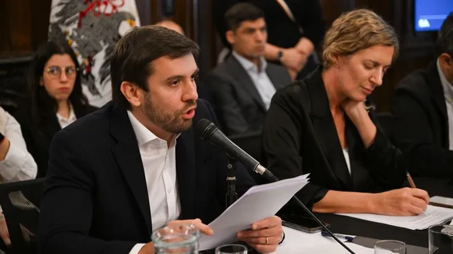 Gustavo Arengo presenta un análisis de la economía porteña y proyectos de infraestructura en CABA